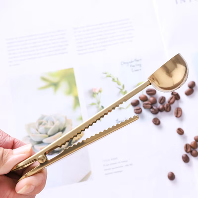 2-in-1 Coffee Scoop & Seal